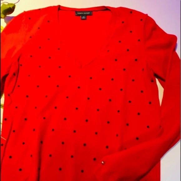 T69- Tommy Hilfiger Red with Navy polka dot Sweater S - Picture 2 of 4